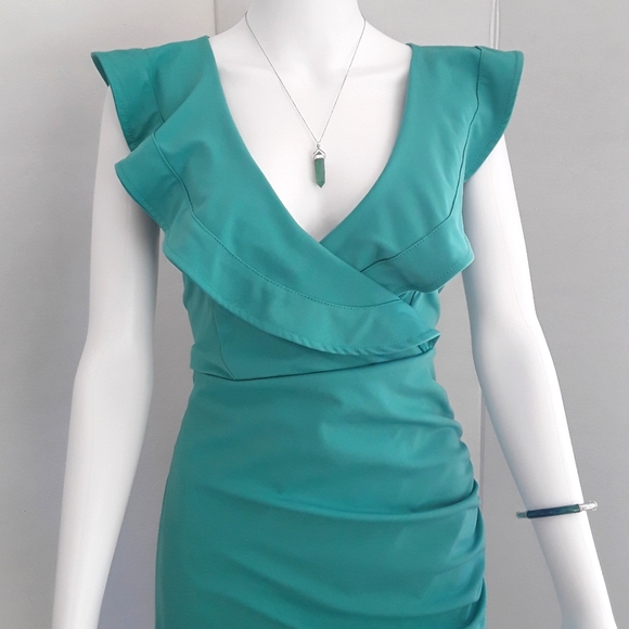 GREEN V-NECK RUFFLED COLLAR SIDE RUCHED DRESS SZ 12 - Picture 4 of 8